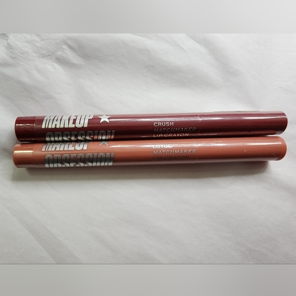 Revolution B. MAKEUP OBSESS Lot Of 2 Matchmaker Lip Crayon LOTUS & CRUSH Sealed